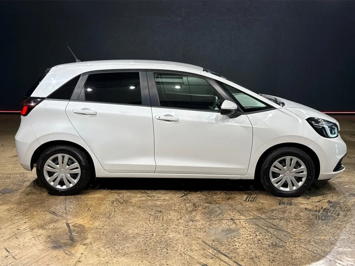 Honda Fit Hatchback, Petrol Hybrid, 2024, White