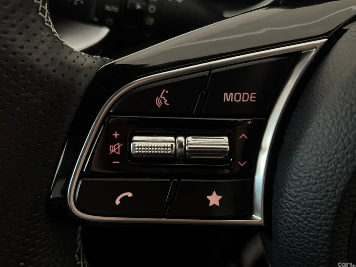 Kia Ceed Hatchback, Petrol, 2024, Black