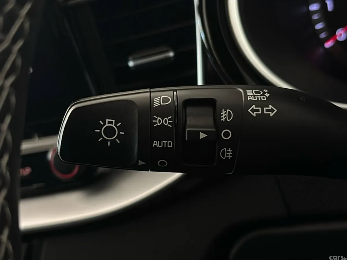 Kia Ceed Hatchback, Petrol, 2024, Black