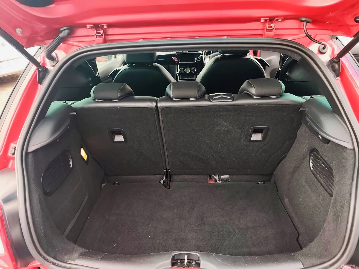 DS Automobiles DS 3 Hatchback, Petrol, 2018, Red
