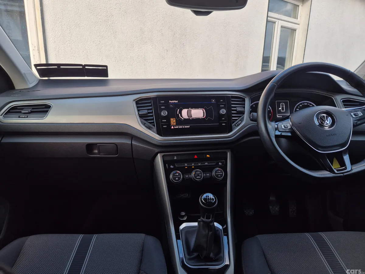 Volkswagen T-Roc SUV, Petrol, 2020, White