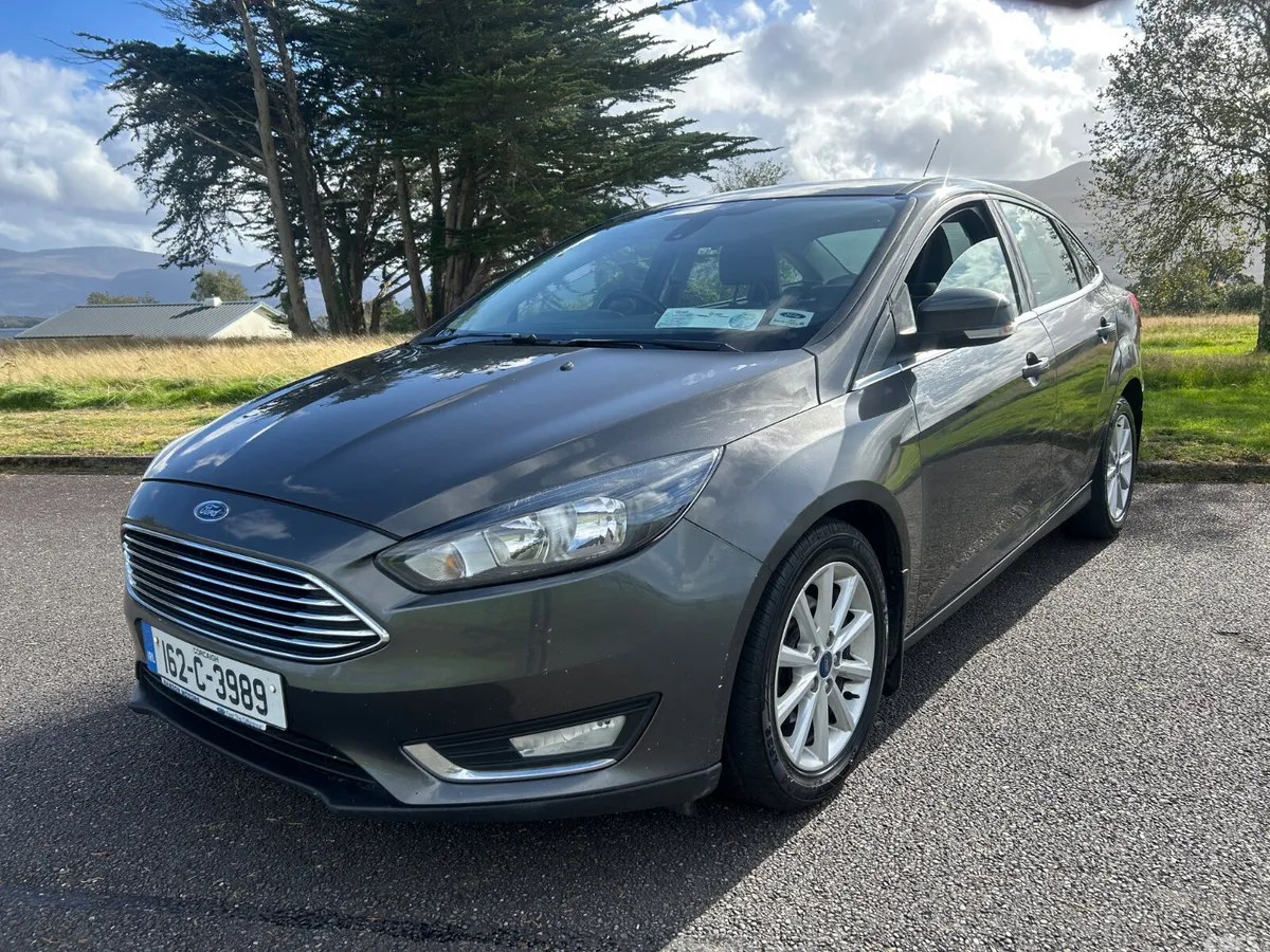 Ford Focus Saloon, Diesel, 2016, Grey