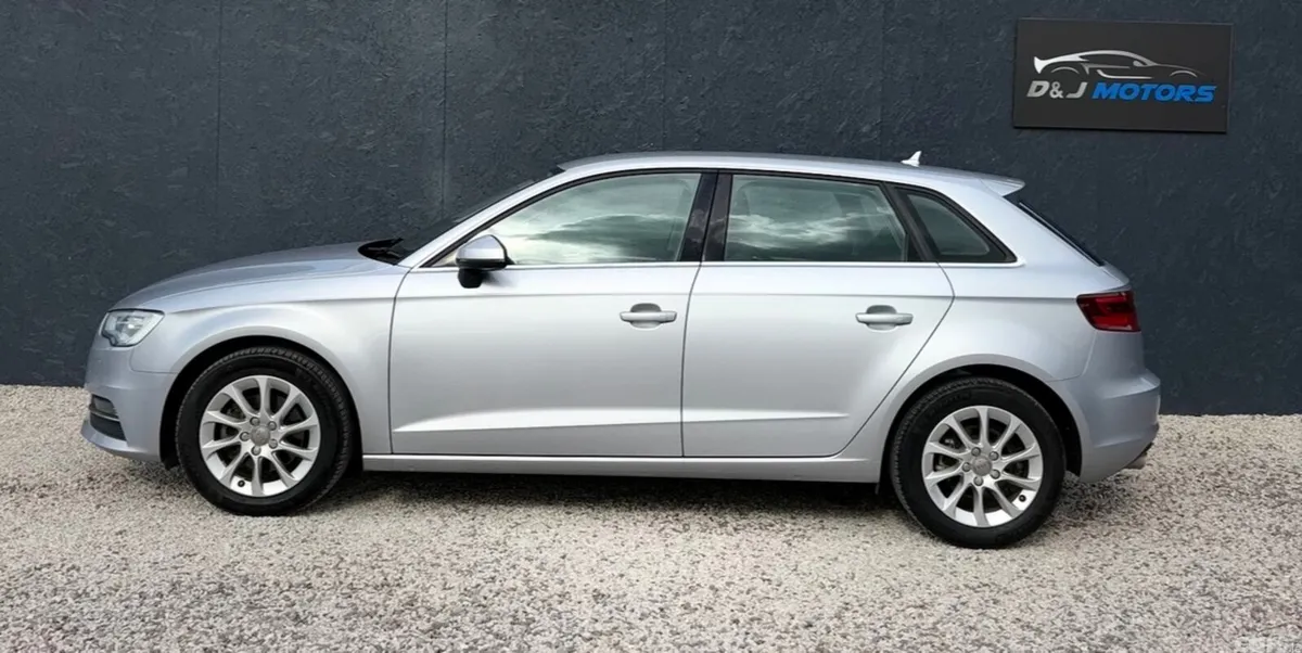 Audi A3 Hatchback, Petrol, 2014, Silver