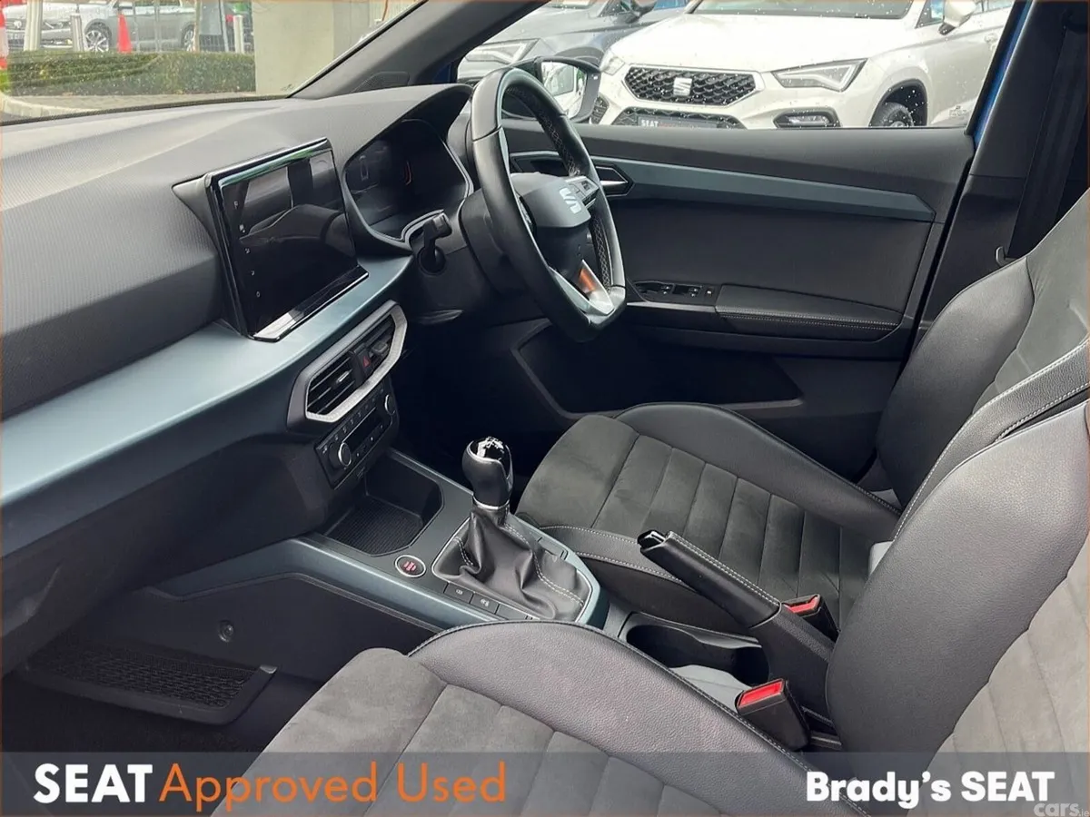 SEAT Arona SUV, Petrol, 2023, Blue