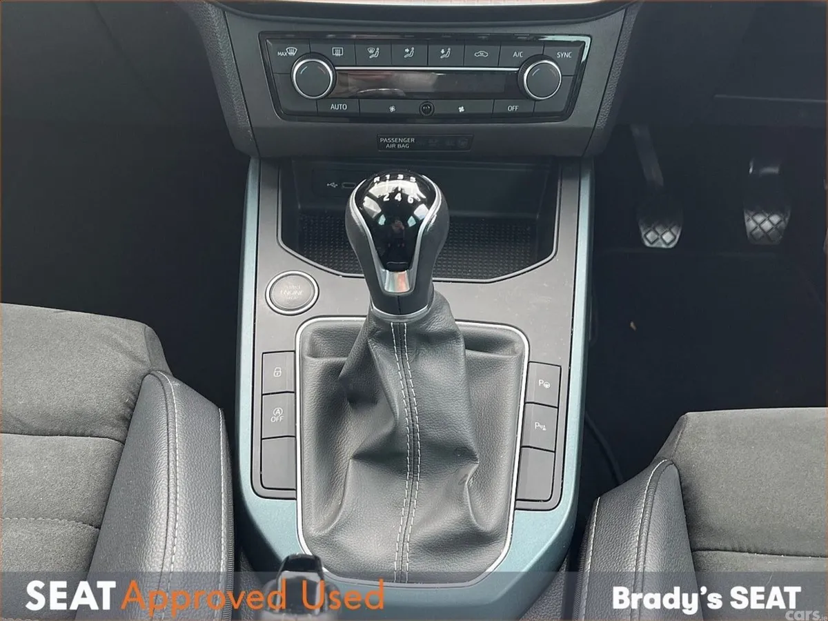 SEAT Arona SUV, Petrol, 2023, Blue