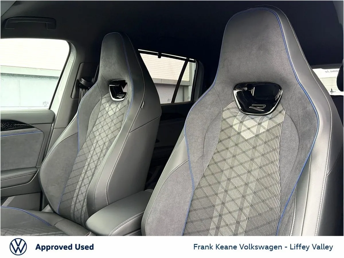 Volkswagen Tayron SUV, Petrol Plug-in Hybrid, 2026, Silver