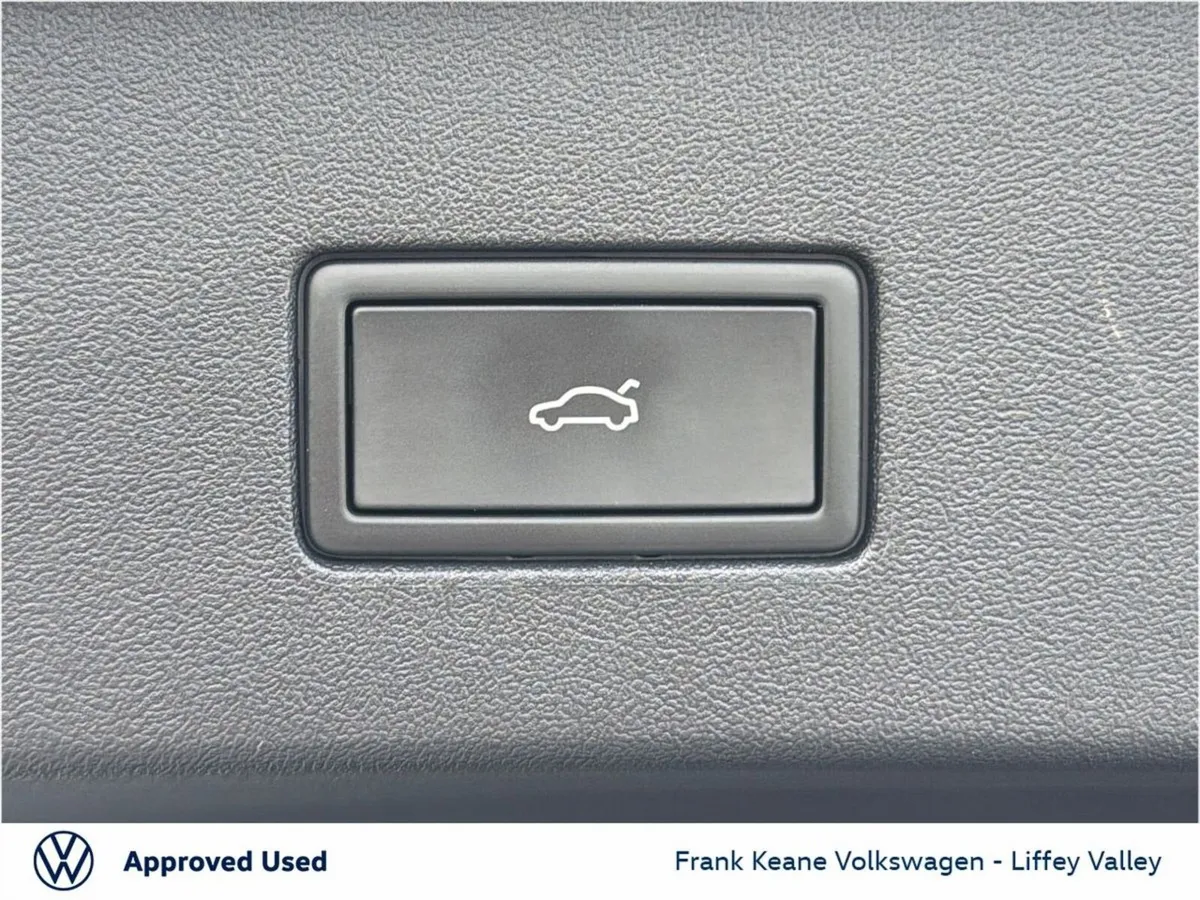 Volkswagen Tayron SUV, Petrol Plug-in Hybrid, 2026, Silver