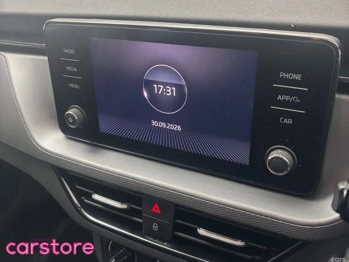 Skoda Kamiq Hatchback, Petrol, 2023, Grey