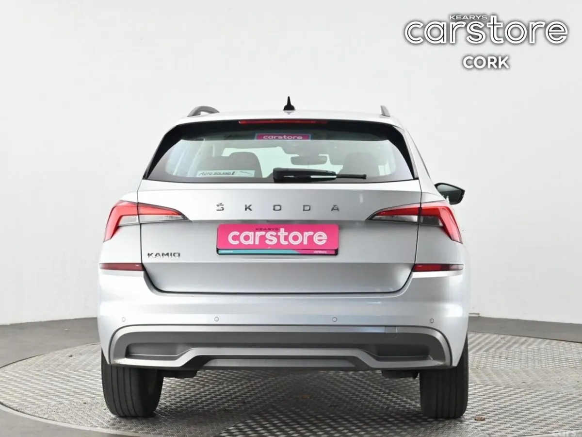 Skoda Kamiq Hatchback, Petrol, 2023, Grey