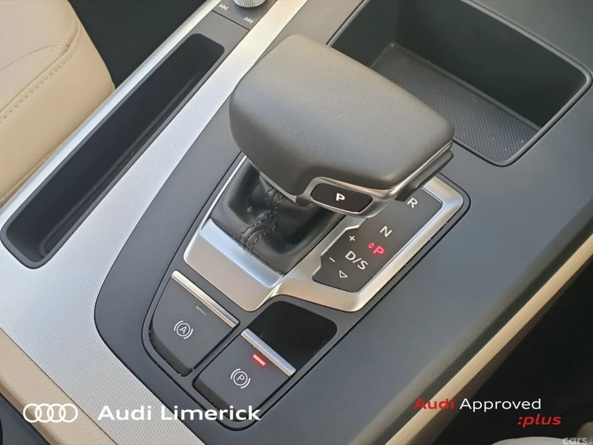 Audi Q5 SUV, Diesel, 2023, Grey
