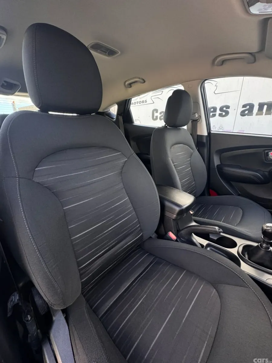 Hyundai ix35 SUV, Diesel, 2015, Black