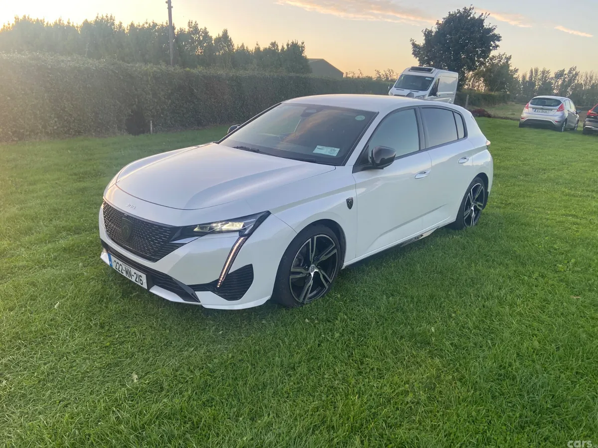 Peugeot 308 Hatchback, Diesel, 2022, White