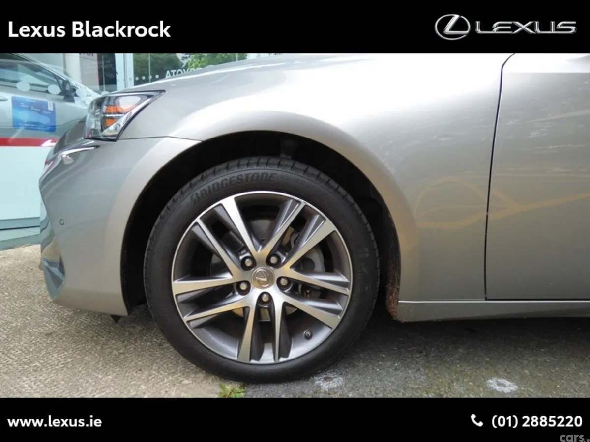 Lexus IS Saloon, Petrol Hybrid, 2017, Silver
