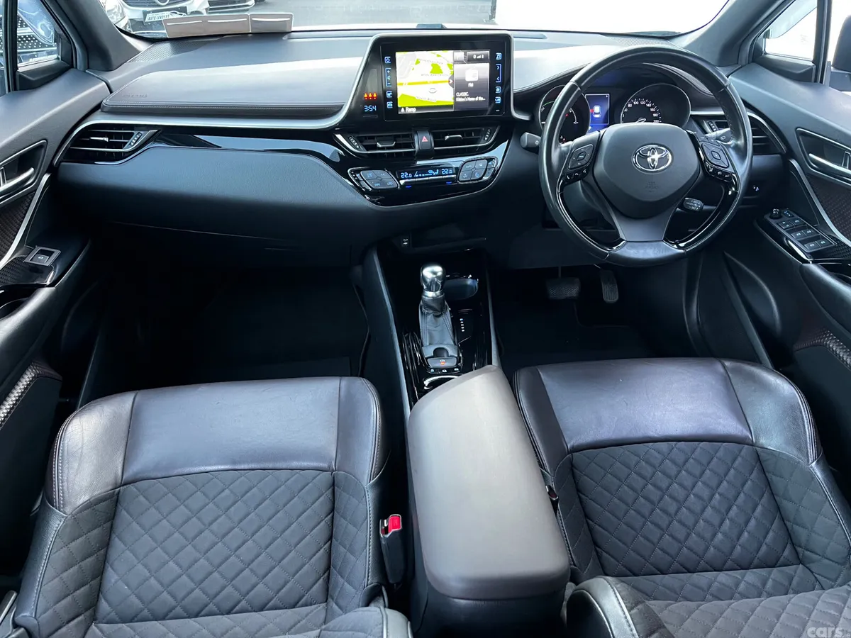 Toyota C-HR SUV, Petrol Hybrid, 2018, Grey
