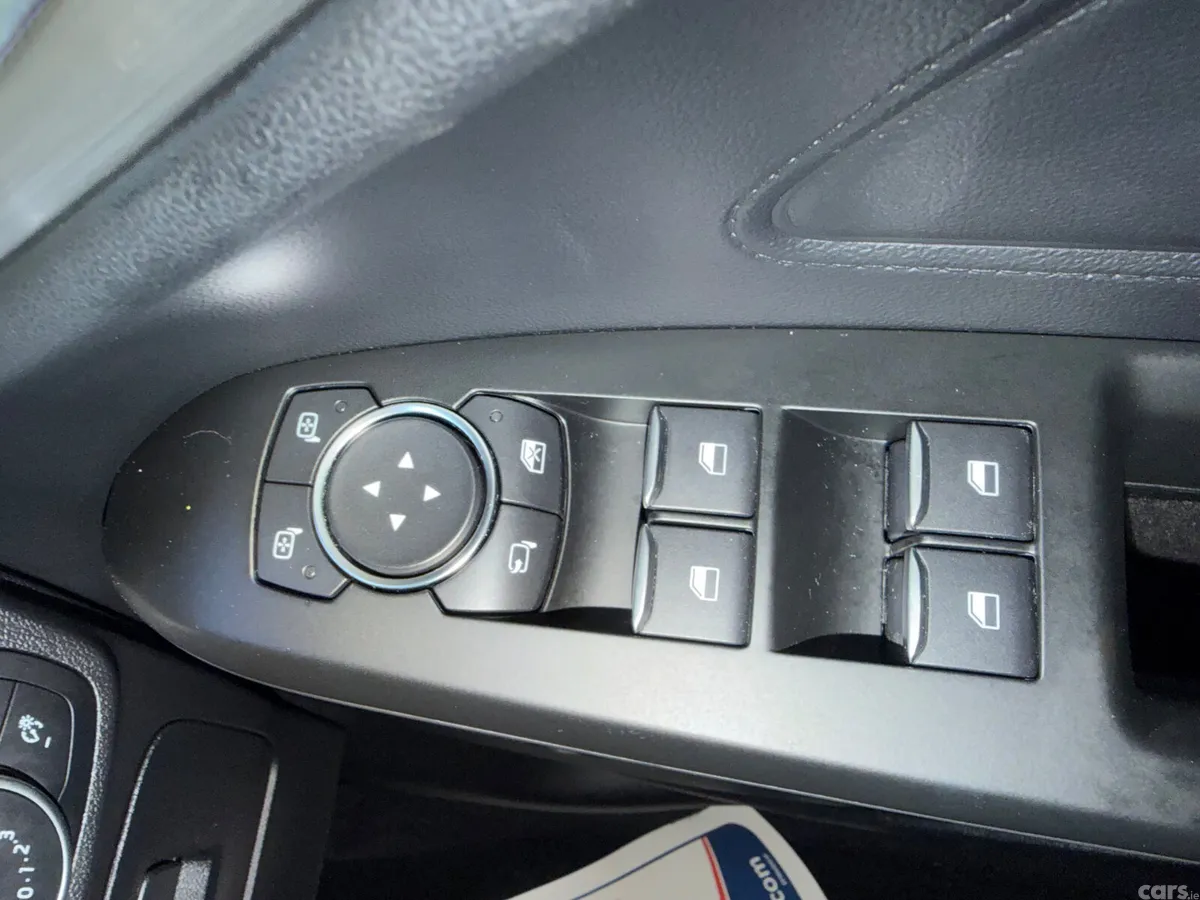 Ford Focus Hatchback, Diesel, 2020, Blue
