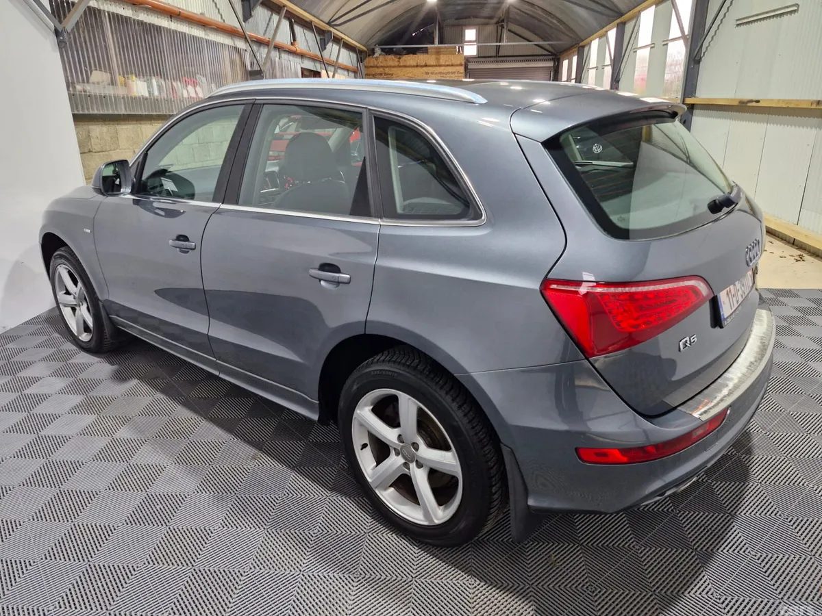 Audi Q5 SUV, Diesel, 2011, Grey