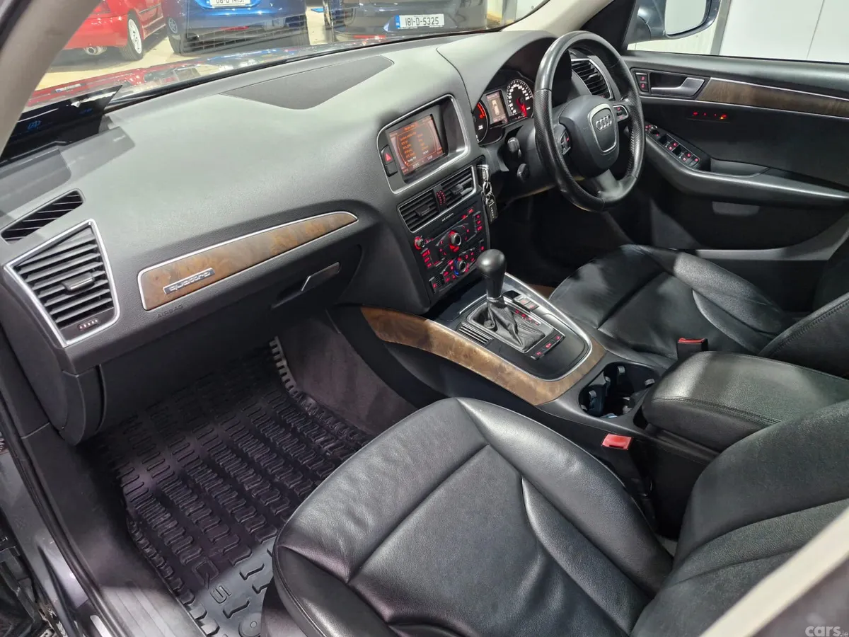 Audi Q5 SUV, Diesel, 2011, Grey