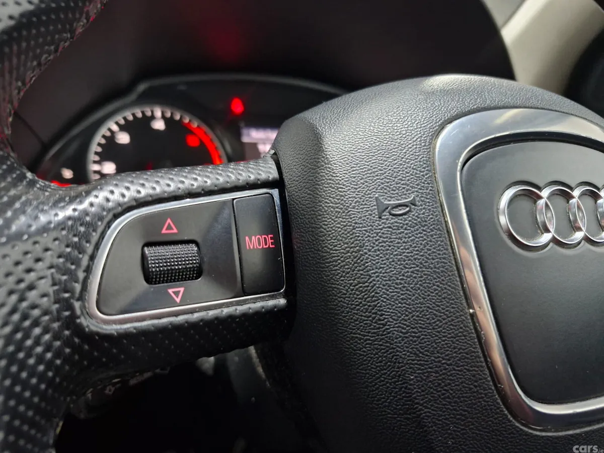 Audi Q5 SUV, Diesel, 2011, Grey