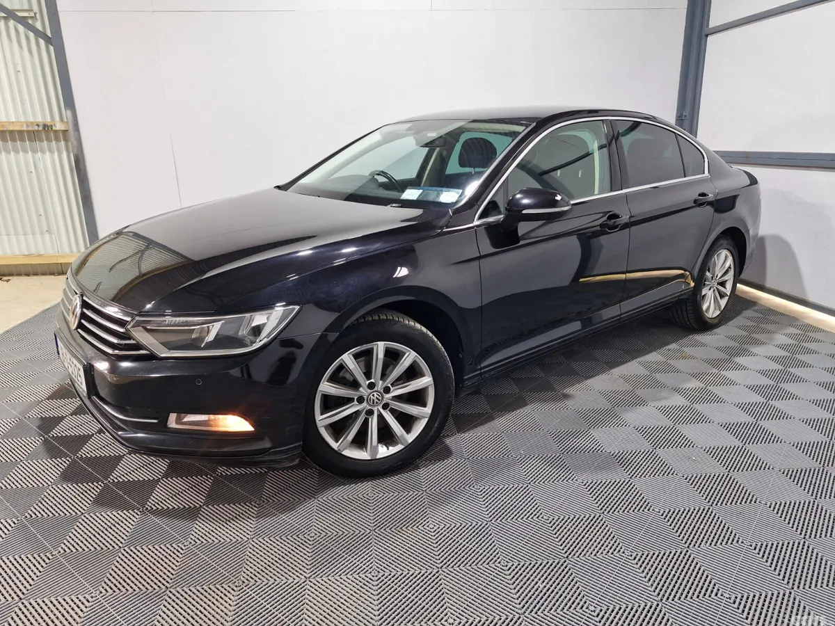 Volkswagen Passat Saloon, Diesel, 2018, Black