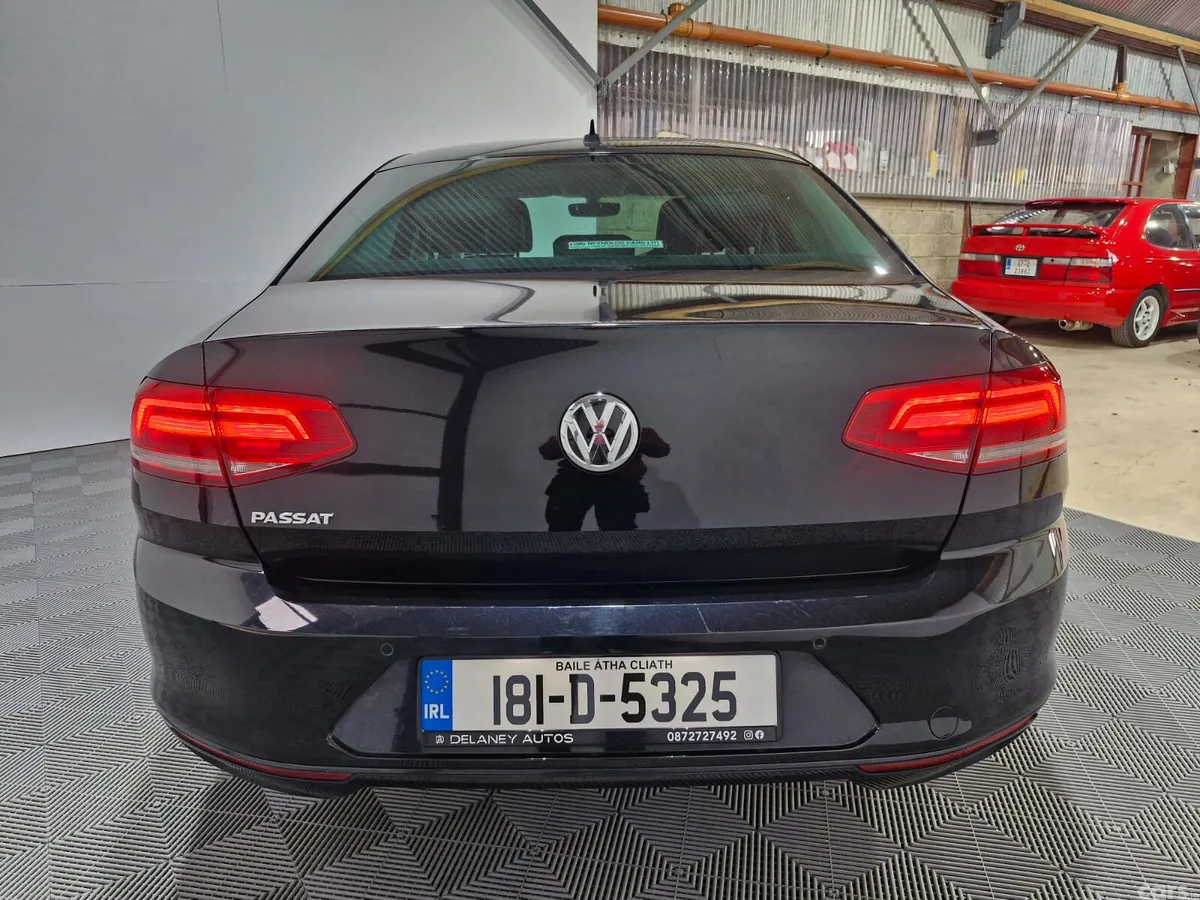 Volkswagen Passat Saloon, Diesel, 2018, Black