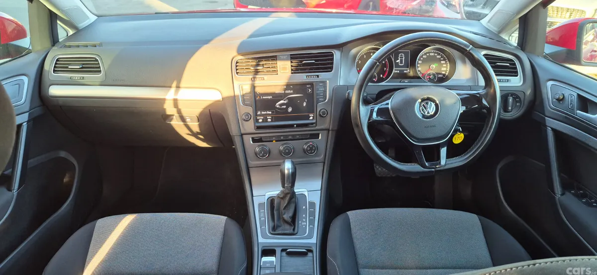 Volkswagen Golf Hatchback, Petrol, 2016, Red