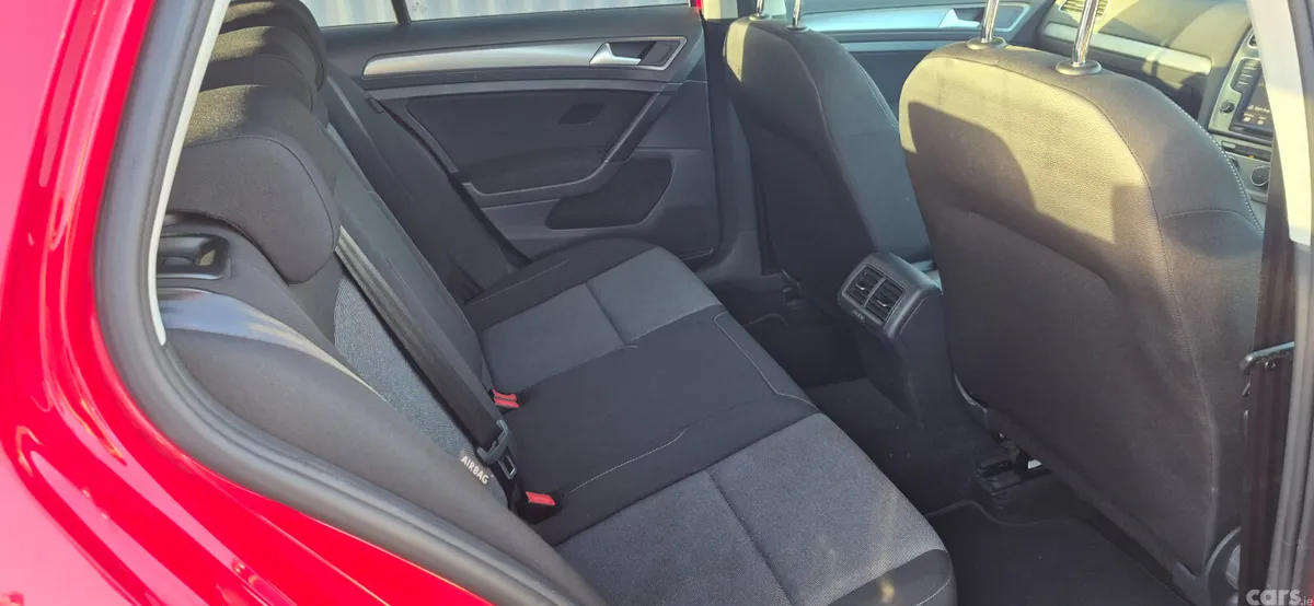 Volkswagen Golf Hatchback, Petrol, 2016, Red