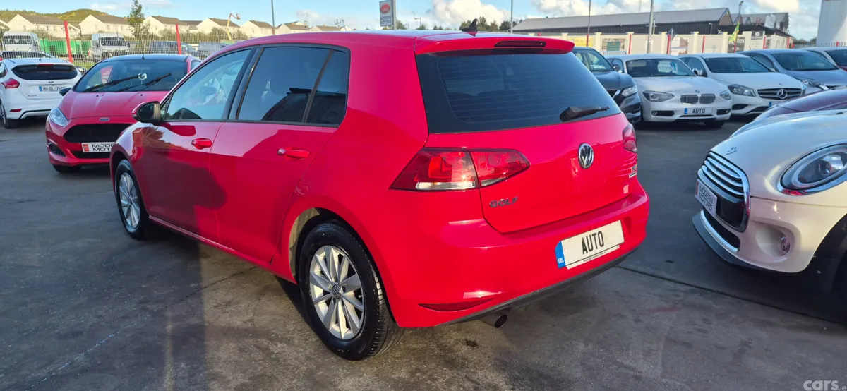 Volkswagen Golf Hatchback, Petrol, 2016, Red