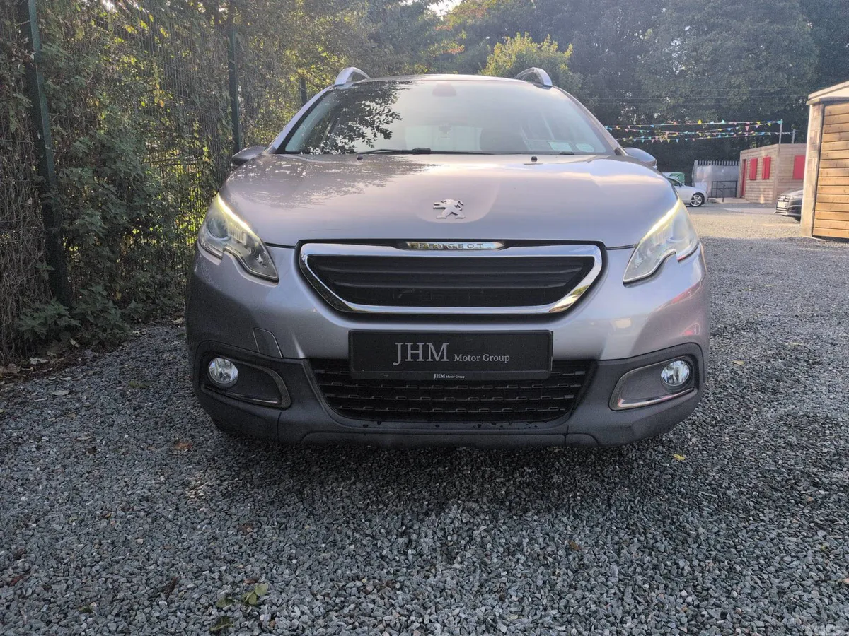 Peugeot 2008 Hatchback, Petrol, 2013, Grey
