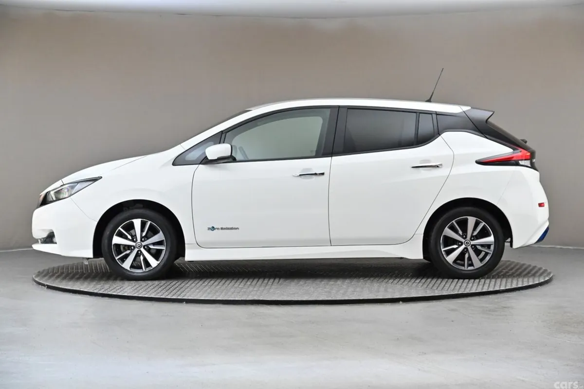 Nissan Leaf Hatchback, Electric, 2020, White