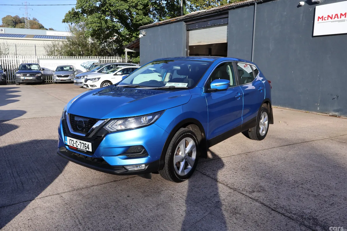 Nissan Qashqai SUV, Diesel, 2017, Blue