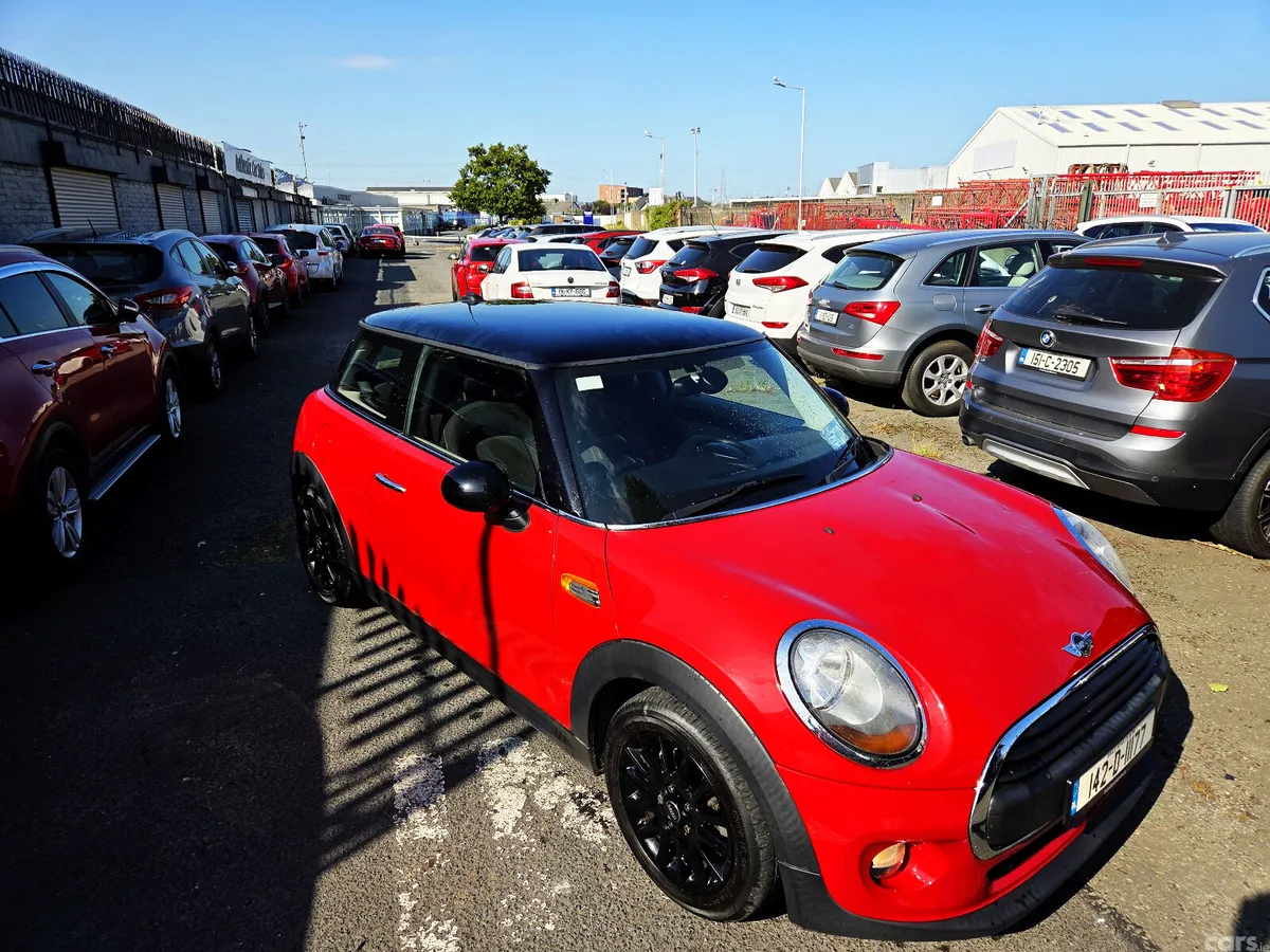 Mini One Hatchback, Diesel, 2014, Red
