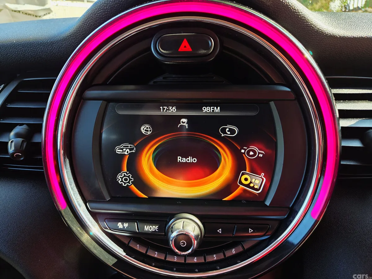 Mini One Hatchback, Diesel, 2014, Red