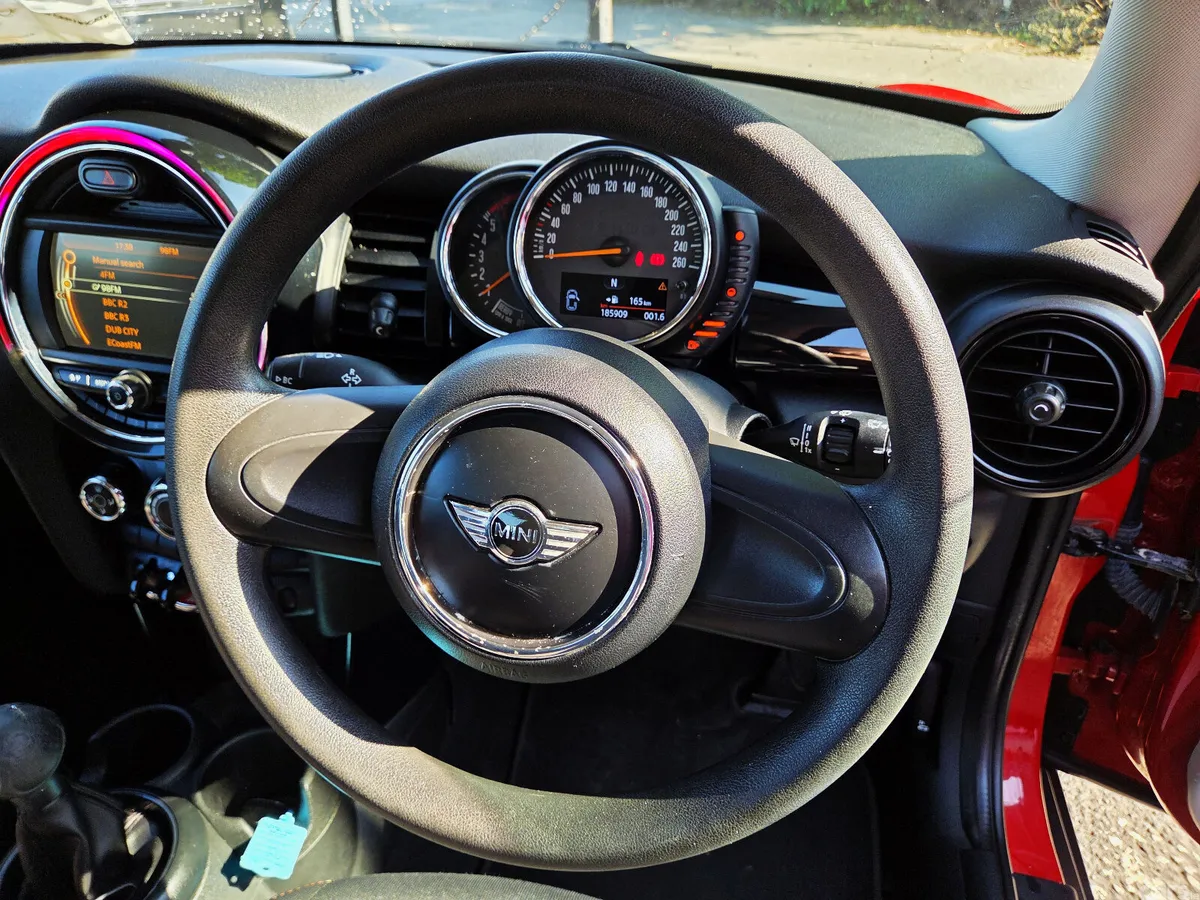 Mini One Hatchback, Diesel, 2014, Red