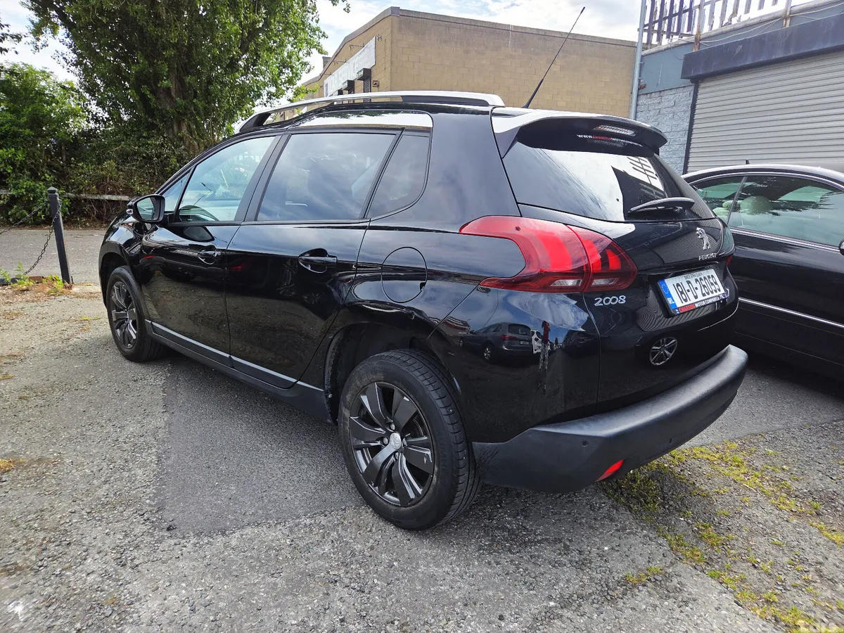 Peugeot 2008 Estate, Petrol, 2018, Black
