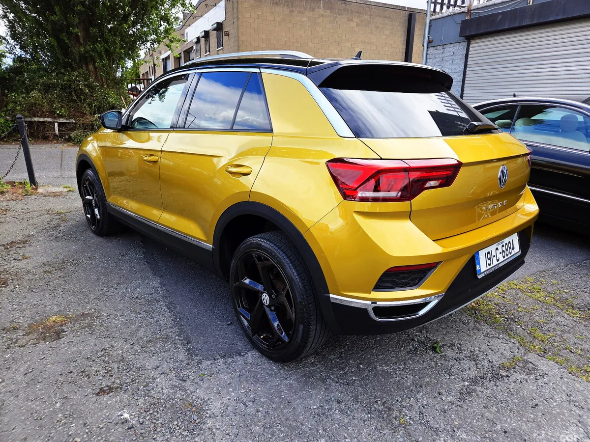 Volkswagen T-Roc SUV, Petrol, 2019, Yellow
