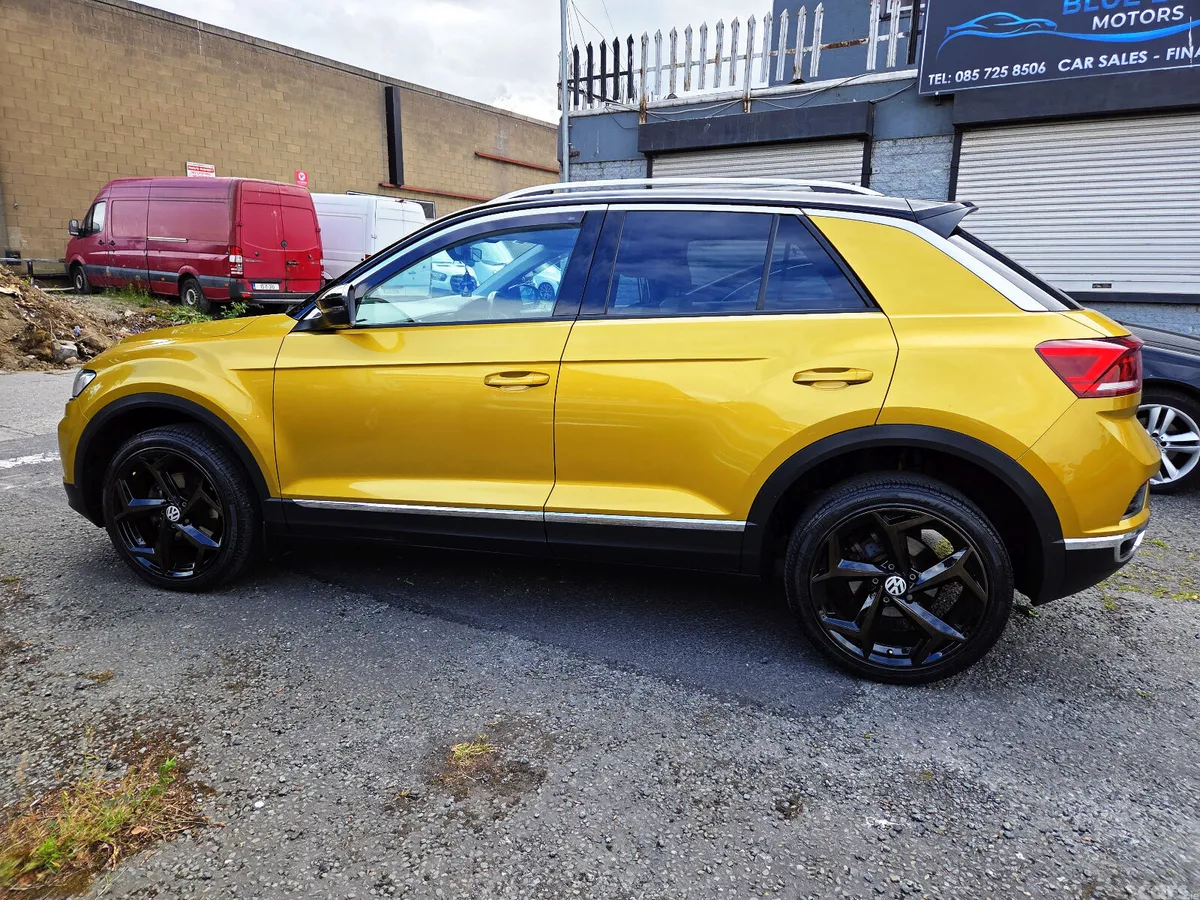 Volkswagen T-Roc SUV, Petrol, 2019, Yellow