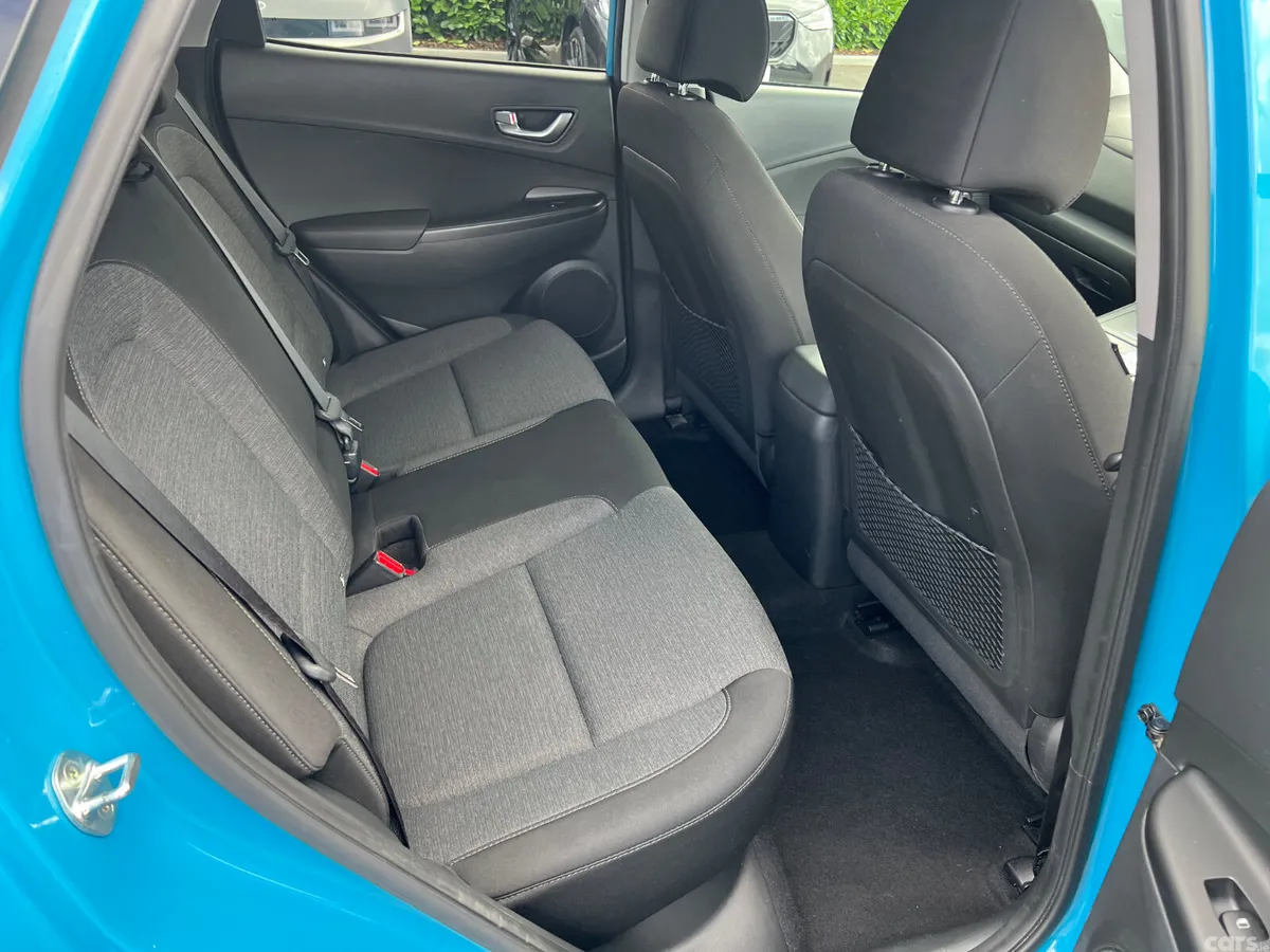Hyundai KONA Hatchback, Electric, 2022, Blue