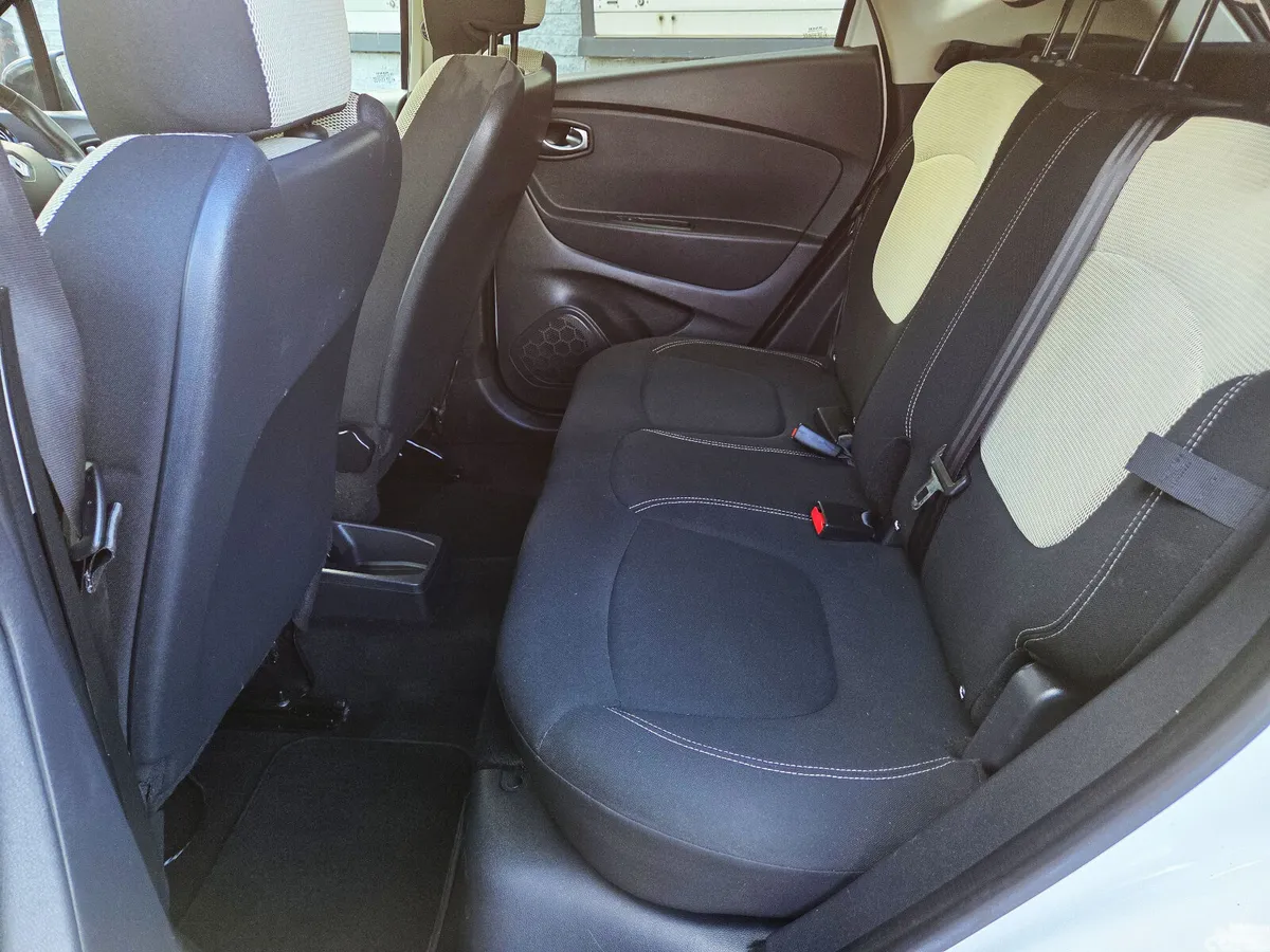 Renault Captur Hatchback, Diesel, 2019, White