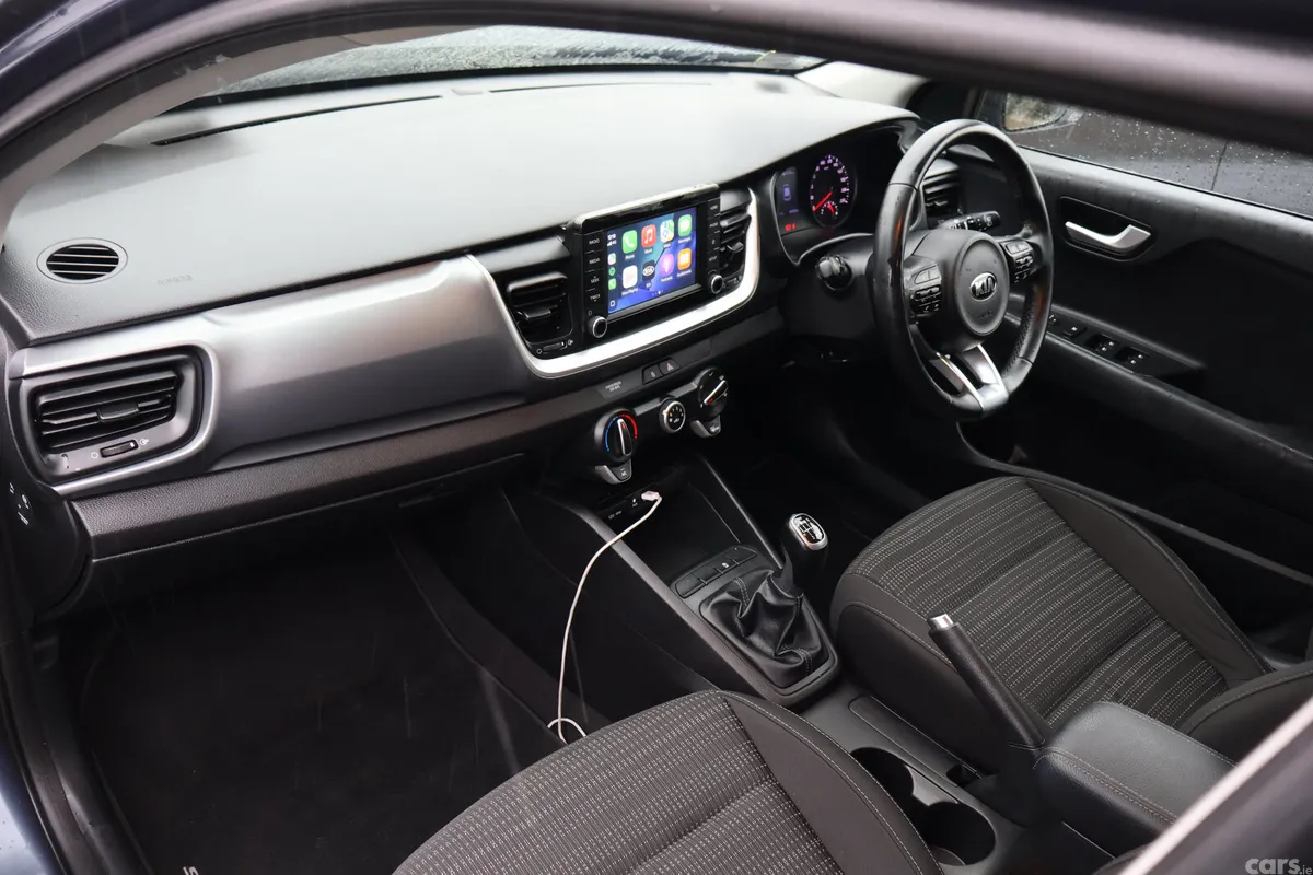 Kia Stonic SUV, Petrol, 2018, Blue