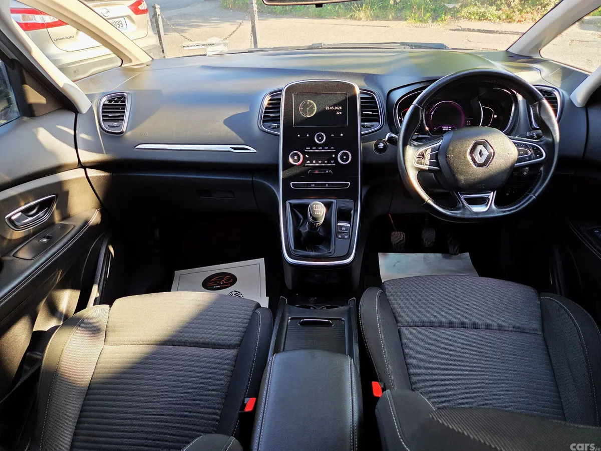 Renault Grand Scenic MPV, Petrol, 2019, White