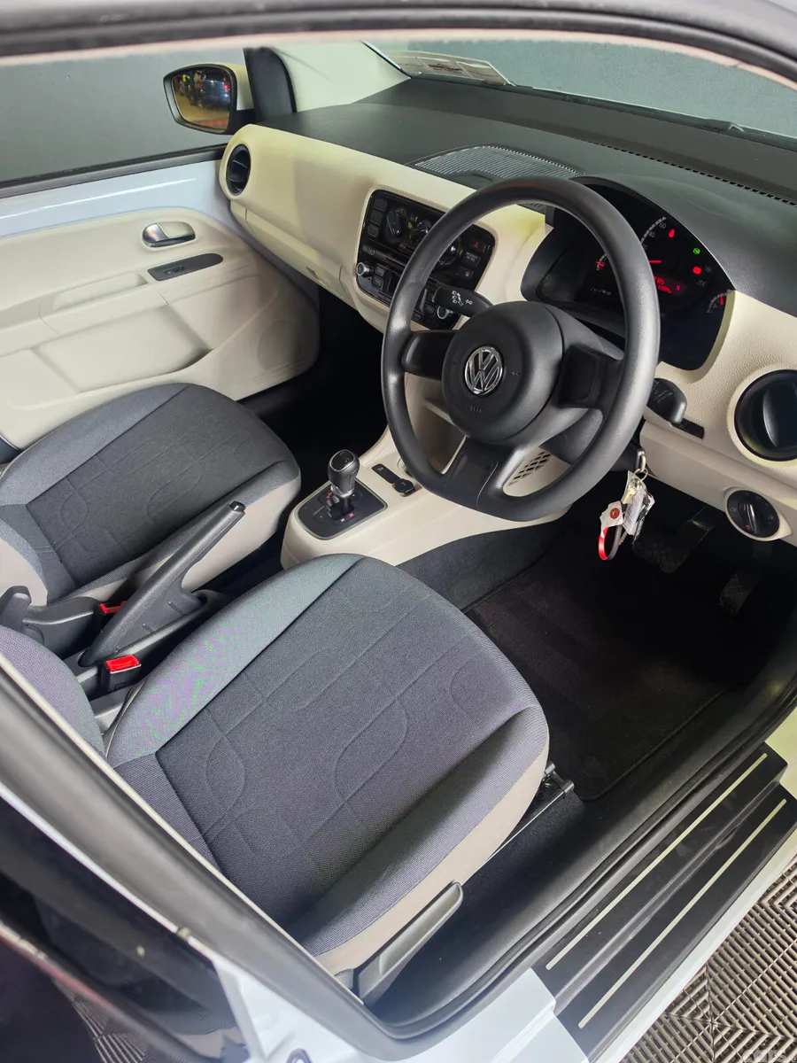 Volkswagen up! Hatchback, Petrol, 2013, White
