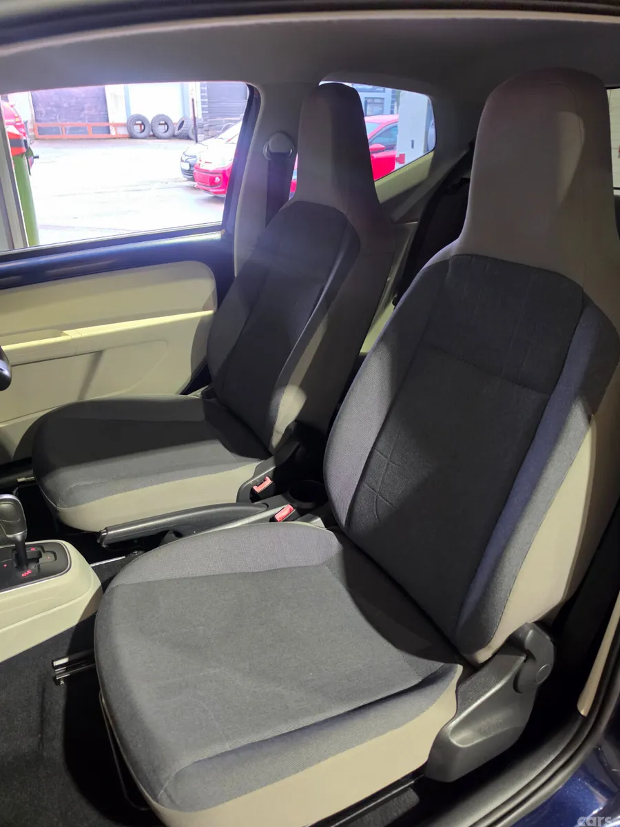 Volkswagen up! Hatchback, Petrol, 2013, Blue