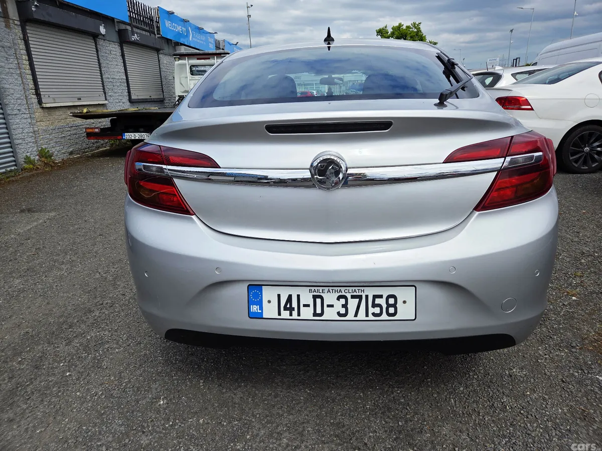Vauxhall Insignia Hatchback, Diesel, 2014, Silver