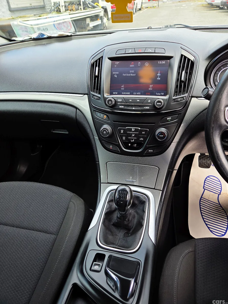 Vauxhall Insignia Hatchback, Diesel, 2014, Silver