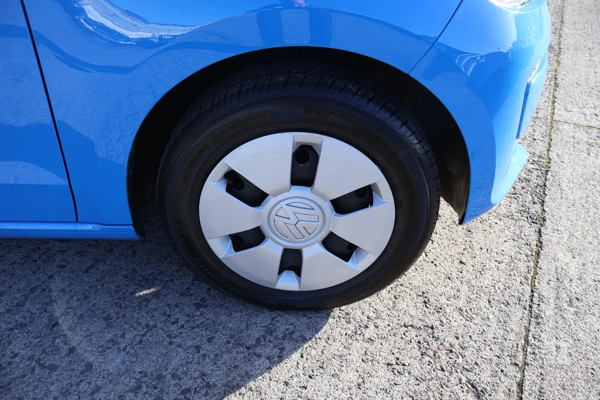 Volkswagen up! Hatchback, Petrol, 2014, Blue