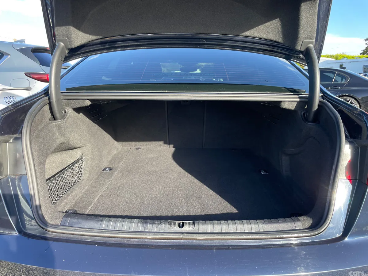 Audi A6 Saloon, Diesel, 2019, Blue