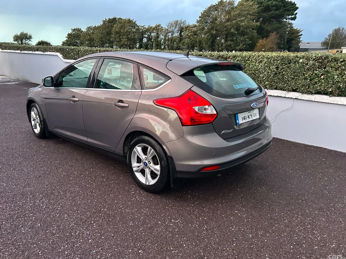 Ford Focus Hatchback, Diesel, 2014, Brown