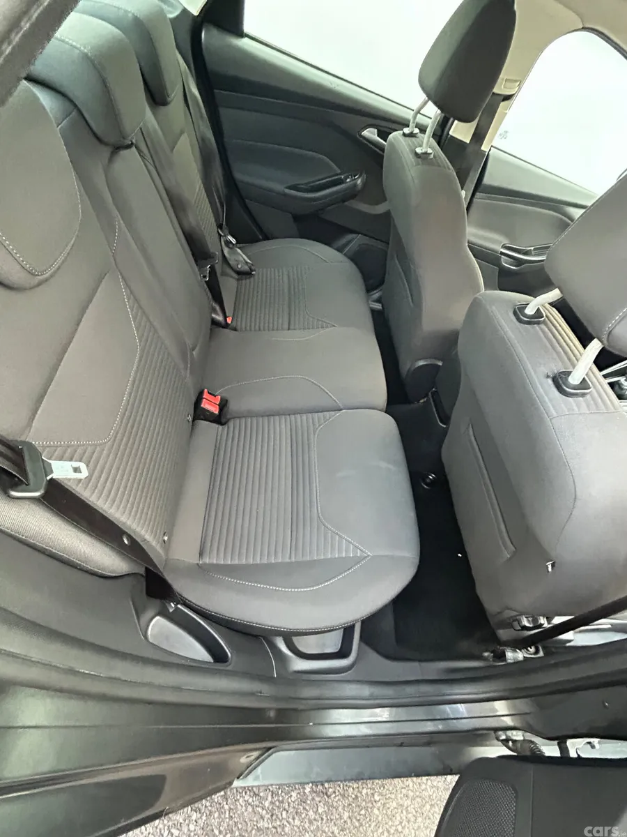 Ford Focus Saloon, Diesel, 2018, Grey