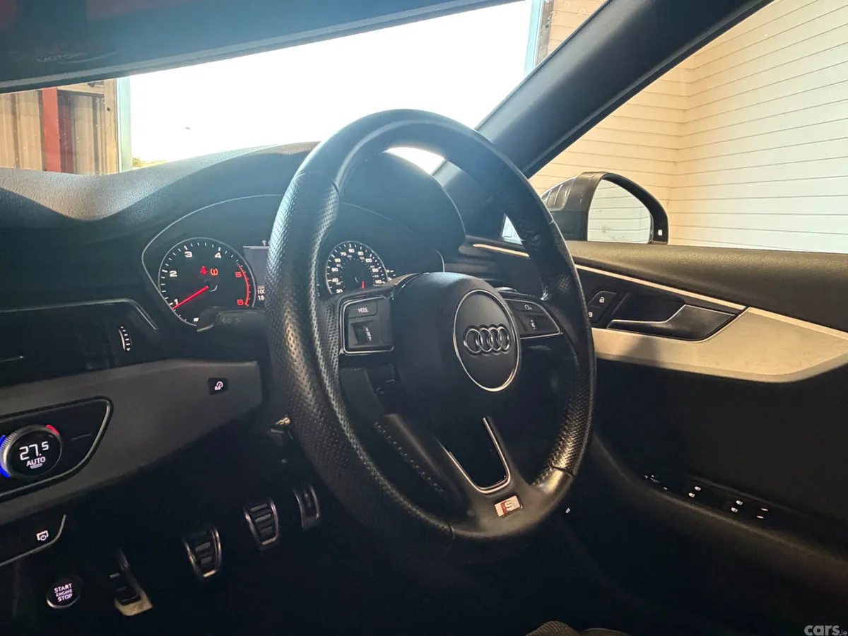 Audi A4 Estate, Diesel, 2016, Grey
