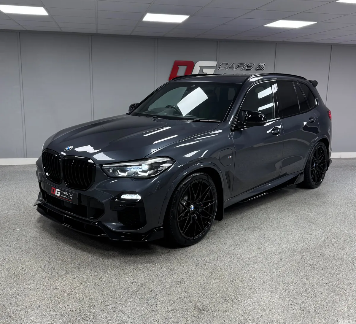 BMW X5 SUV, Petrol Hybrid, 2021, Grey
